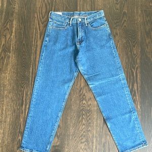 Gap Men’s Relaxed Taper Jeans. Light Wash. Size 30/32”. NEW unworn